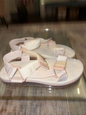 MELISSA Women's Strappy Sport Sandals in Pale Pink 8
